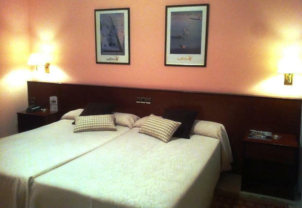 Hotel La Seu Σέου δ' Ουρζέλ Εξωτερικό φωτογραφία